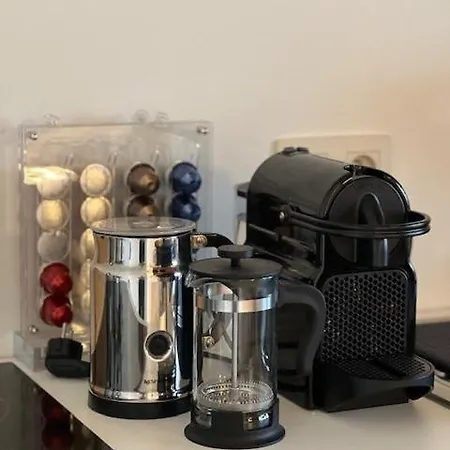 Apartamento New, Trendy, Well Serviced App 1 Bedroom, Hart Of Ghent, Stunning View Gante
