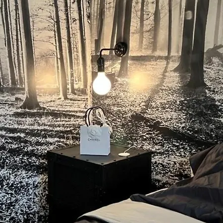 New, Trendy, Well Serviced App 1 Bedroom, Hart Of Ghent, Stunning View Apartamento
