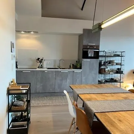 Apartamento New, Trendy, Well Serviced App 1 Bedroom, Hart Of Ghent, Stunning View *